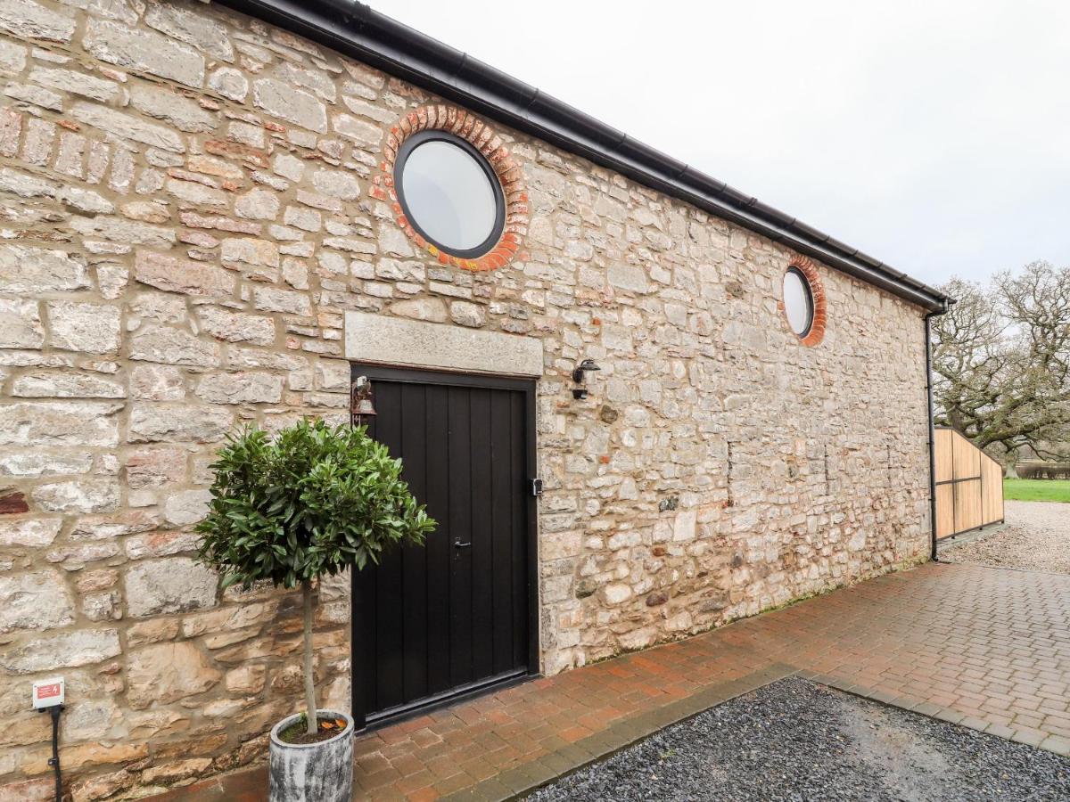 The Old Workshop Villa Denbigh Exterior photo